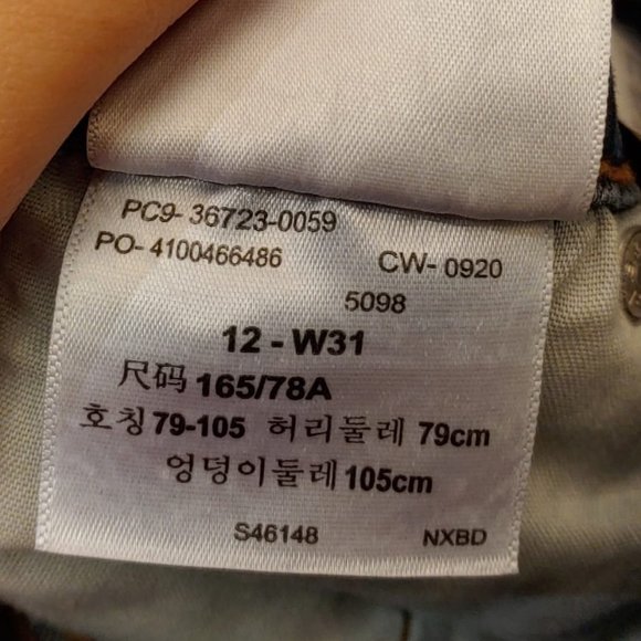 Denizen Levi's® Women's Mid-Rise Boyfriend Jeans - Picture 10 of 10